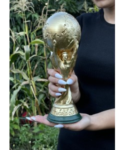 30 Cm Boy Dünya Kupası Gold Kaplama Gerçek Boyut Messi Qatar Futbol ( 30cm 1kg )