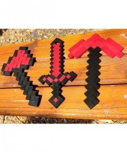 Oyuncak Red Stone Kılıç-kazma-balta Üçlü Set/minecraft Çocuk Oyuncak Üçlü Set/ Çocuklara Hediye