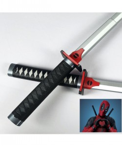 Deadpool  s Katana s  Hareketli Açılır Kapanır Katana (2 adet)