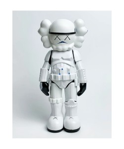 Kaws Stormtrooper Figür Kaws Boyalı Figür Kaws Starwars Figür Büyük Boy 20CM