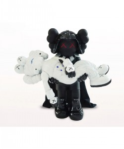 KAWS GONE DARTH VADER AND BFF STORMTROOPER KAWS DARTH VADER STORMTROPPERI KUCAKLIYOR